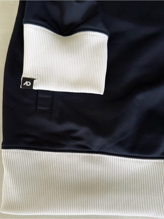 Nike Men’s White and Navy Colorblock Windbreaker Jacket - Picture 5 of 11